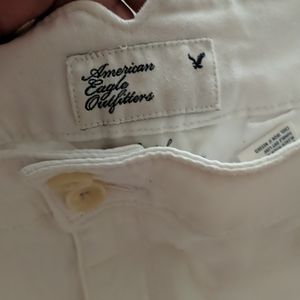 White shorts with pockets size 16